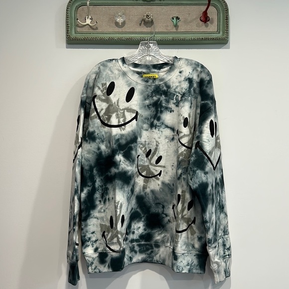 CHINATOWN MARKET SMILEY SHIBORI DYE CREWNECK Pullover large unisex new w tags - Picture 2 of 7